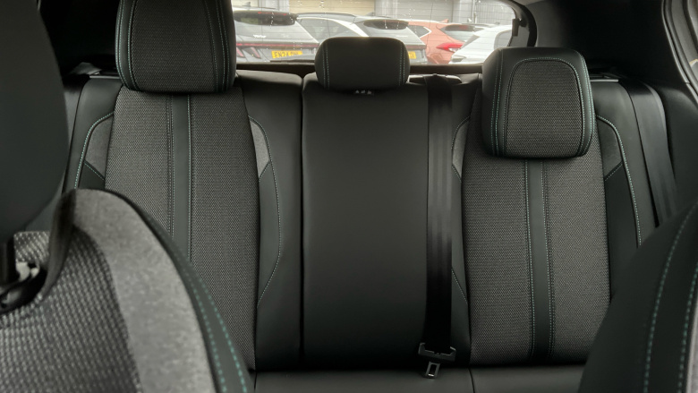 Peugeot 308 1.2 Hybrid 136 Allure 5dr e-DSC6 Petrol Hatchback